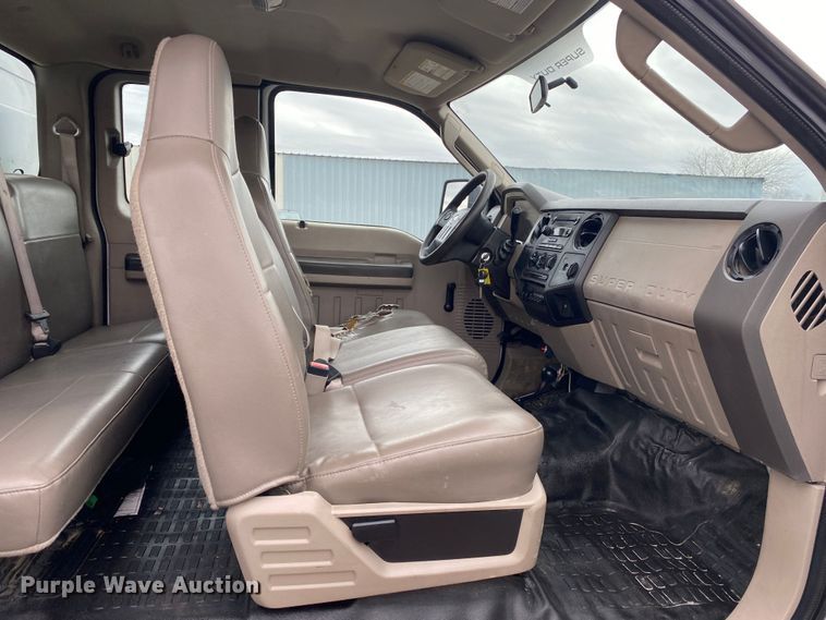 image for item KB9593 2008 Ford F450 Super Duty  utility / service truck