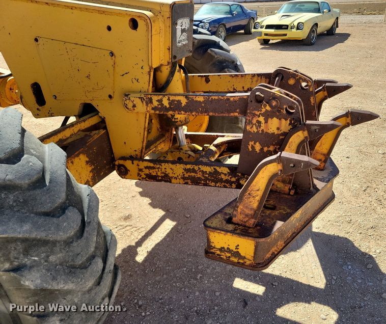 image for item KD9289 1978 John Deere 770A  motor grader