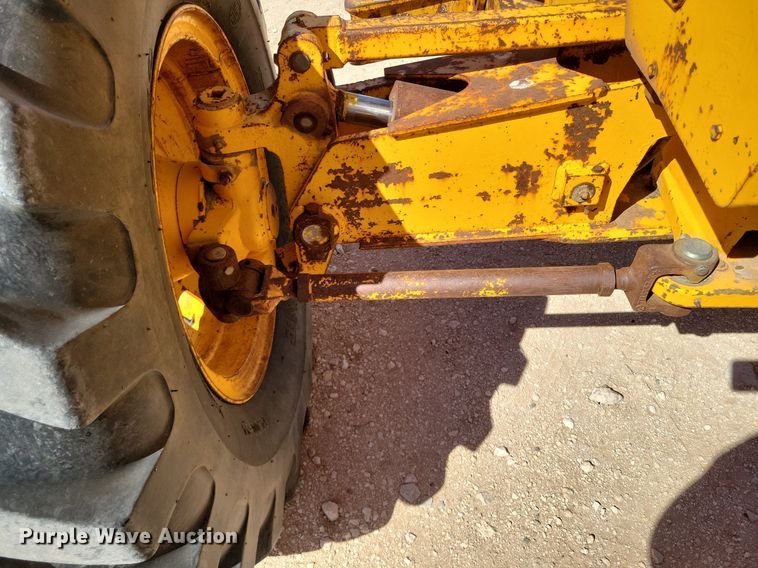 image for item KD9289 1978 John Deere 770A  motor grader