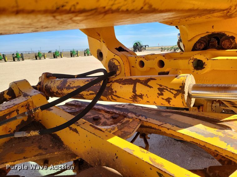 image for item KD9289 1978 John Deere 770A  motor grader