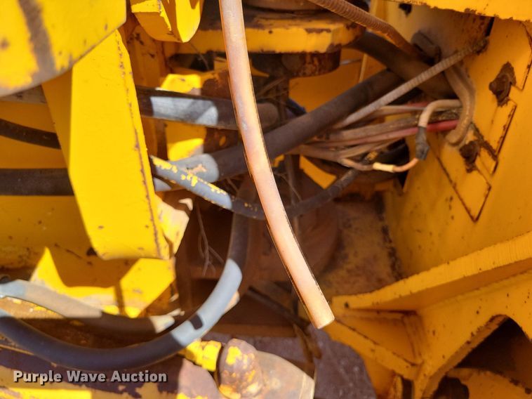 image for item KD9289 1978 John Deere 770A  motor grader