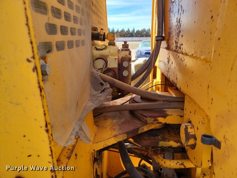 image for item KD9289 1978 John Deere 770A  motor grader