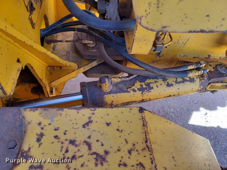 image for item KD9289 1978 John Deere 770A  motor grader