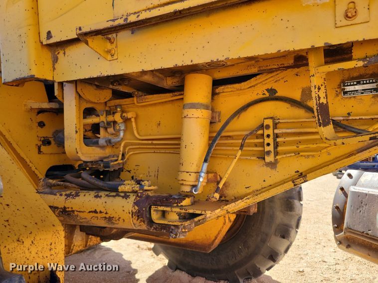 image for item KD9289 1978 John Deere 770A  motor grader