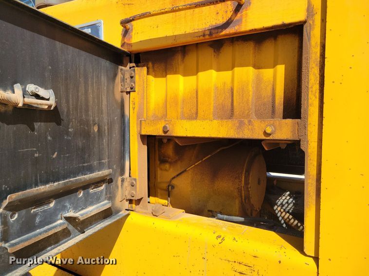 image for item KD9289 1978 John Deere 770A  motor grader