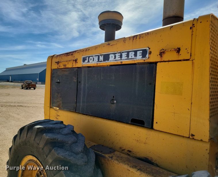 image for item KD9289 1978 John Deere 770A  motor grader