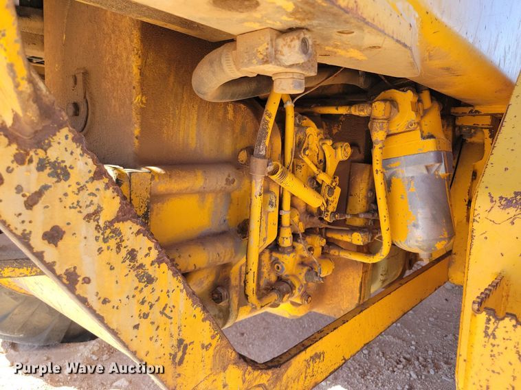 image for item KD9289 1978 John Deere 770A  motor grader