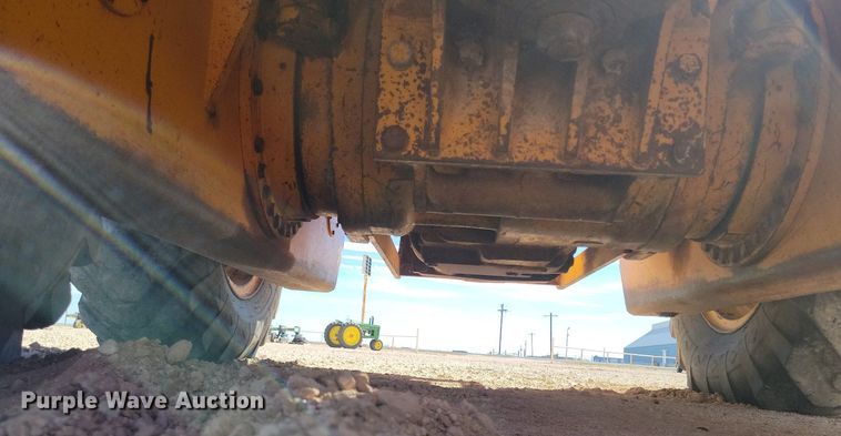 image for item KD9289 1978 John Deere 770A  motor grader