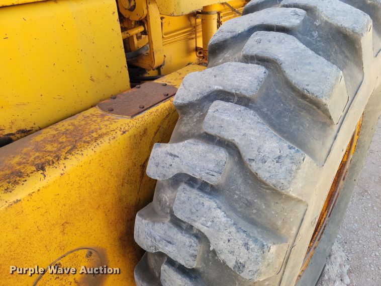 image for item KD9289 1978 John Deere 770A  motor grader