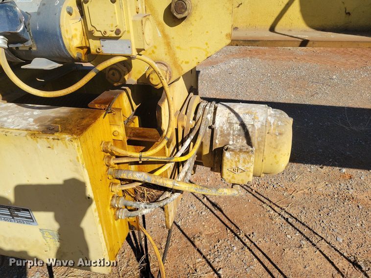 image for item KD9300 Yale DEW15X30RT11S4  overhead crane