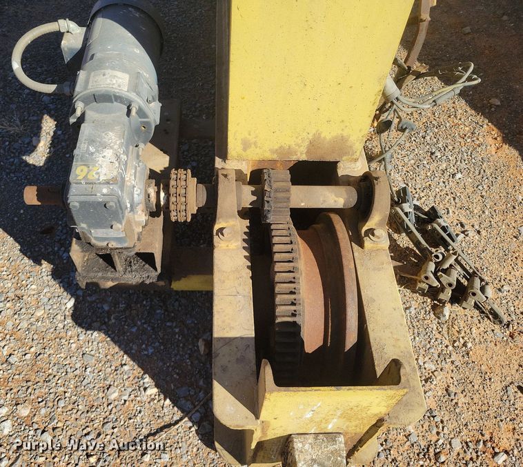 image for item KD9300 Yale DEW15X30RT11S4  overhead crane