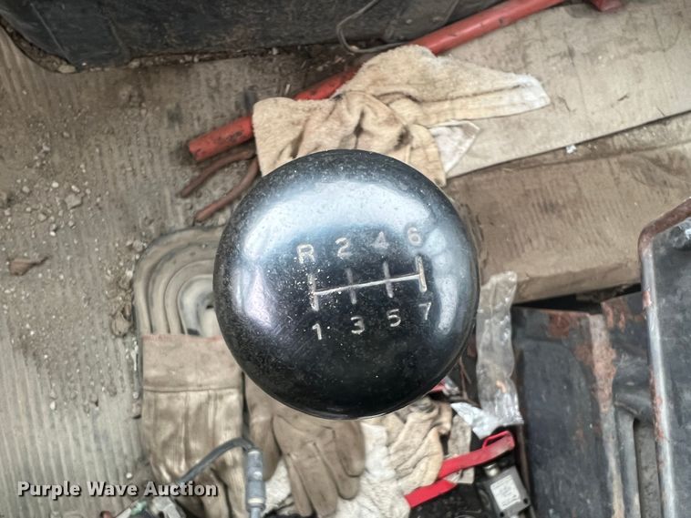 image for item KR9534 1993 Ford L9000  dump truck