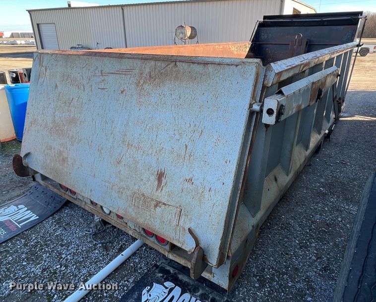 image for item KR9559 Dump bed