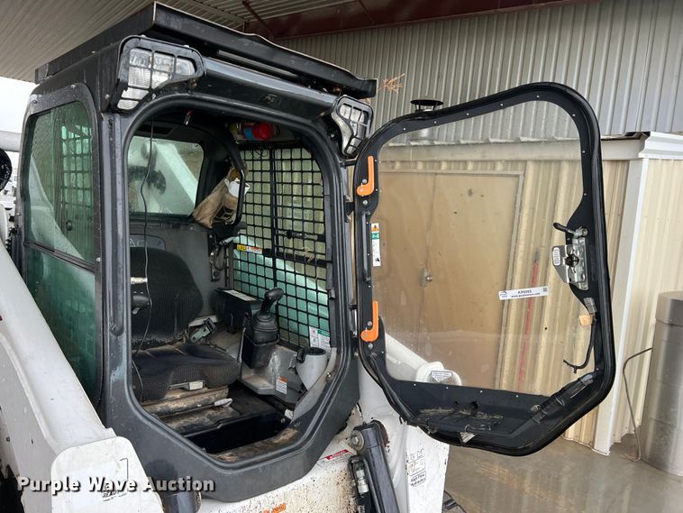 image for item KR9565 2020 Bobcat T870  tracked skid steer loader