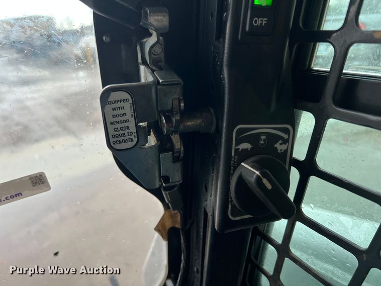 image for item KR9565 2020 Bobcat T870  tracked skid steer loader