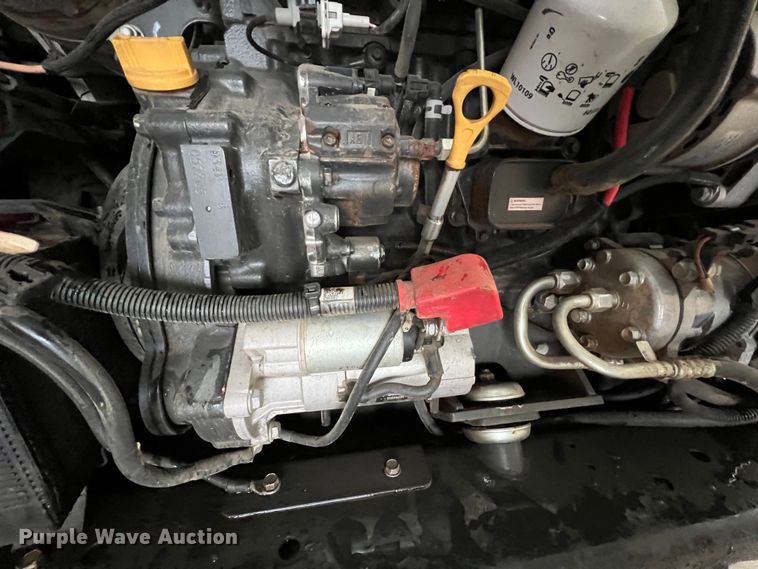 image for item KR9565 2020 Bobcat T870  tracked skid steer loader