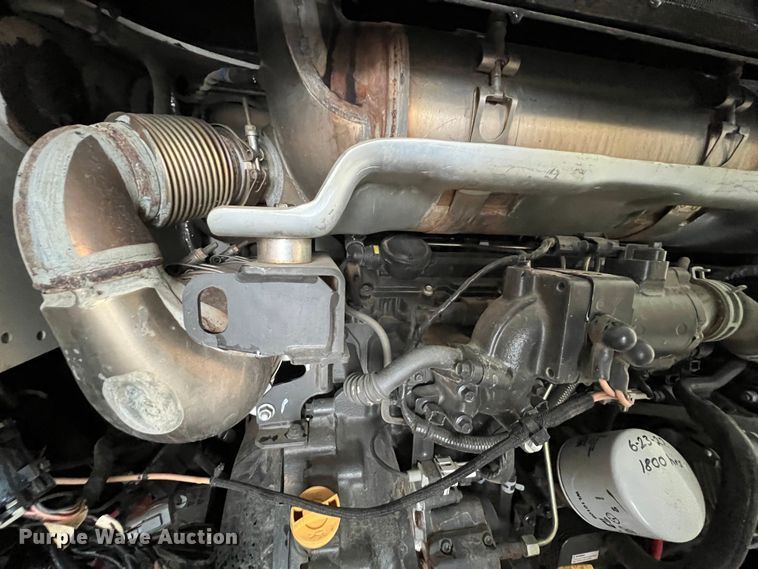 image for item KR9565 2020 Bobcat T870  tracked skid steer loader