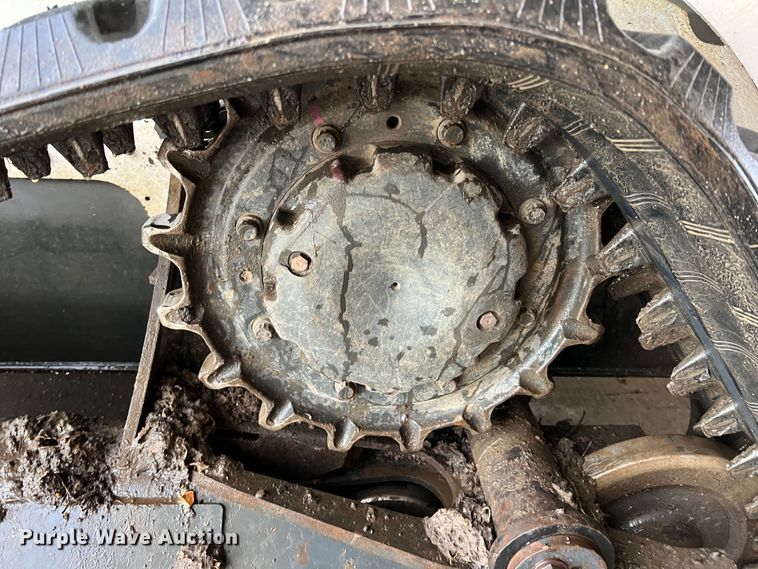 image for item KR9565 2020 Bobcat T870  tracked skid steer loader