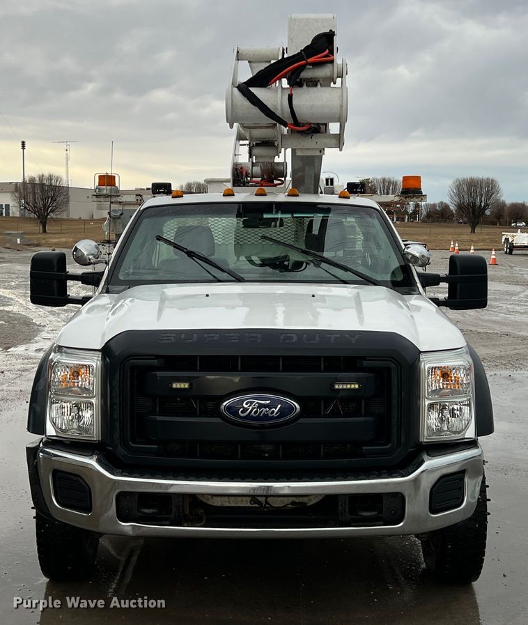 image for item KR9566 2016 Ford F550 Super Duty  bucket truck