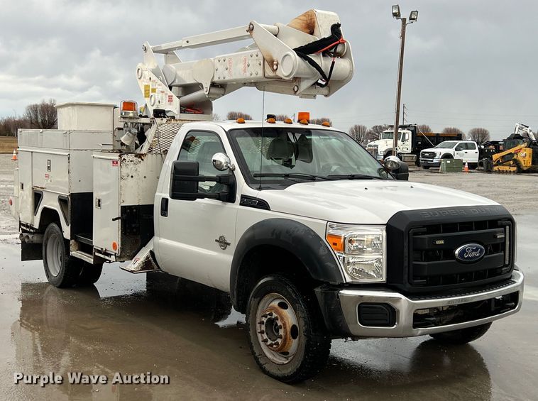 image for item KR9566 2016 Ford F550 Super Duty  bucket truck