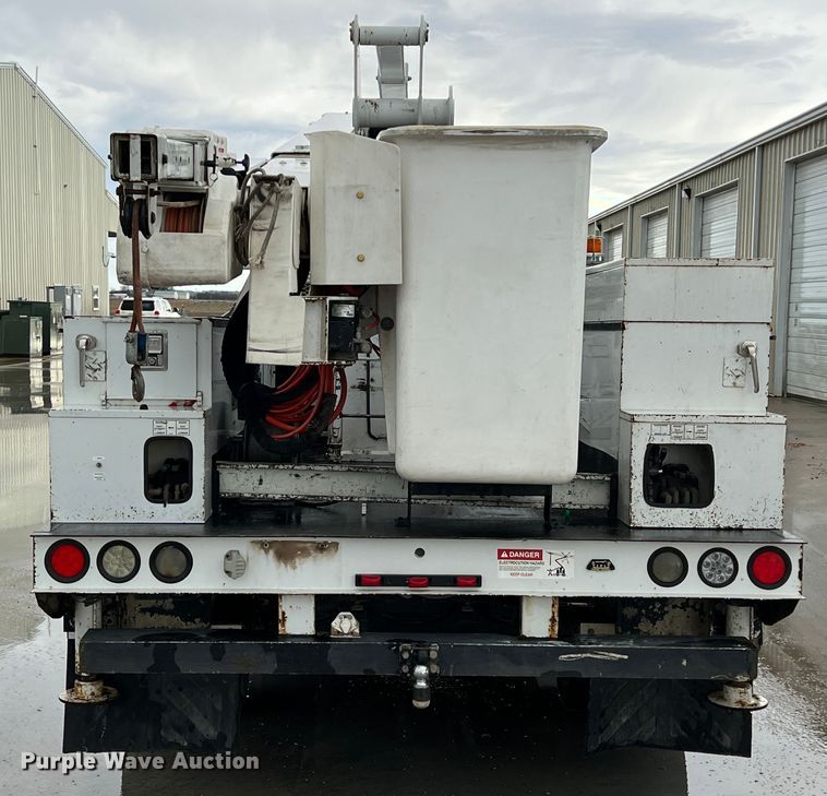 image for item KR9566 2016 Ford F550 Super Duty  bucket truck