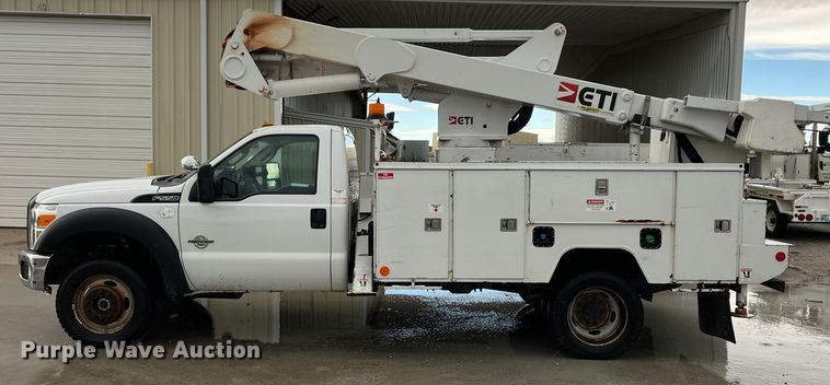 image for item KR9566 2016 Ford F550 Super Duty  bucket truck