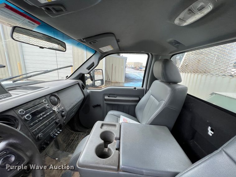 image for item KR9566 2016 Ford F550 Super Duty  bucket truck