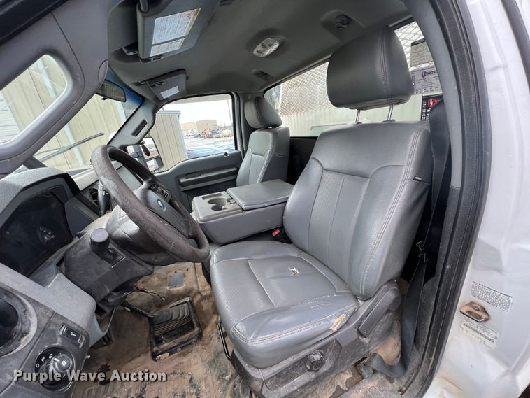 image for item KR9566 2016 Ford F550 Super Duty  bucket truck