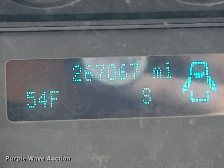 image for item KR9566 2016 Ford F550 Super Duty  bucket truck