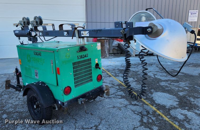 image for item KT9435 2013 Magnum MLT3060K  light plant