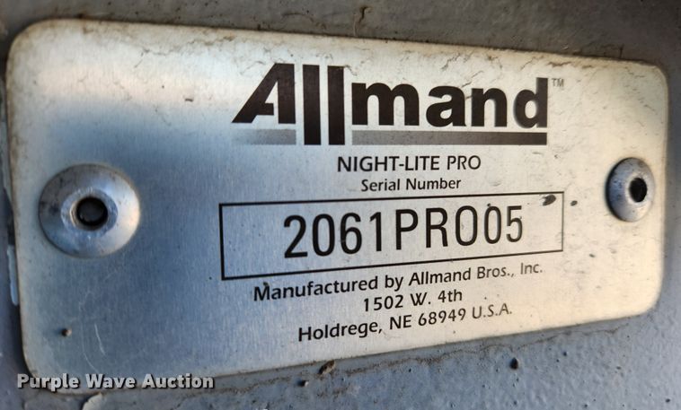 image for item KT9436 Allmand  light plant