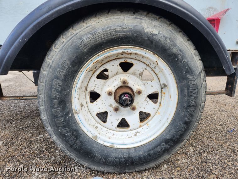 image for item KT9437 2006 Magnum  light plant