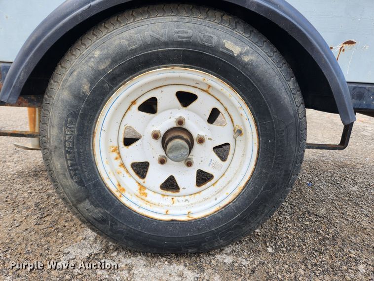 image for item KT9437 2006 Magnum  light plant