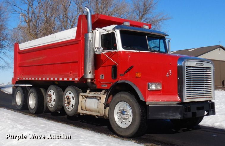 image for item KU9764 1997 Freightliner FL112SD  dump truck