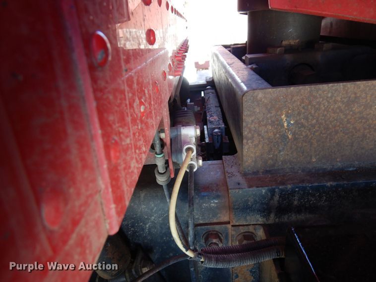 image for item KU9764 1997 Freightliner FL112SD  dump truck