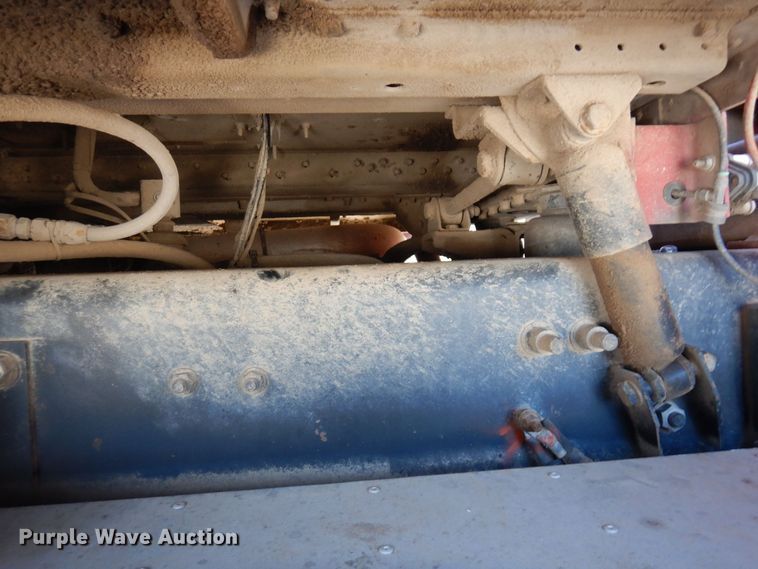 image for item KU9764 1997 Freightliner FL112SD  dump truck