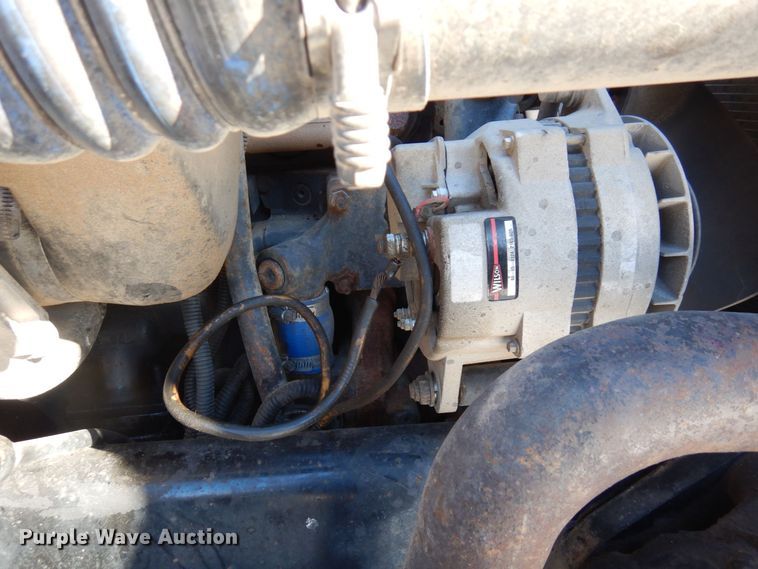 image for item KU9764 1997 Freightliner FL112SD  dump truck