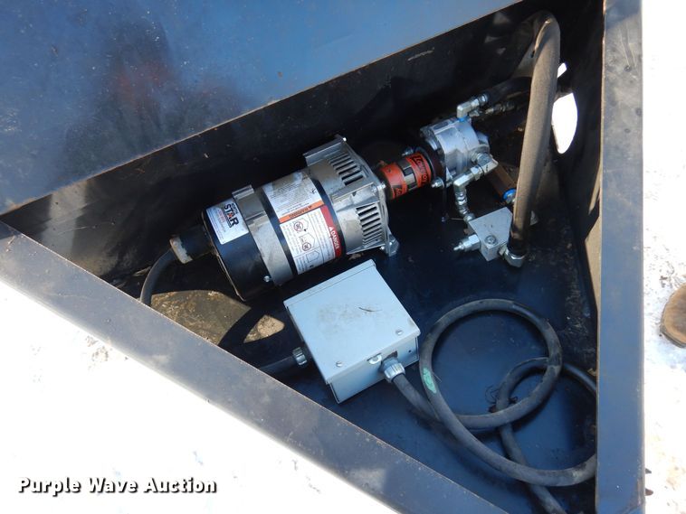 image for item KU9820 Moley Magnetics ESM 30  Moley ESM 30 skid steer magnet