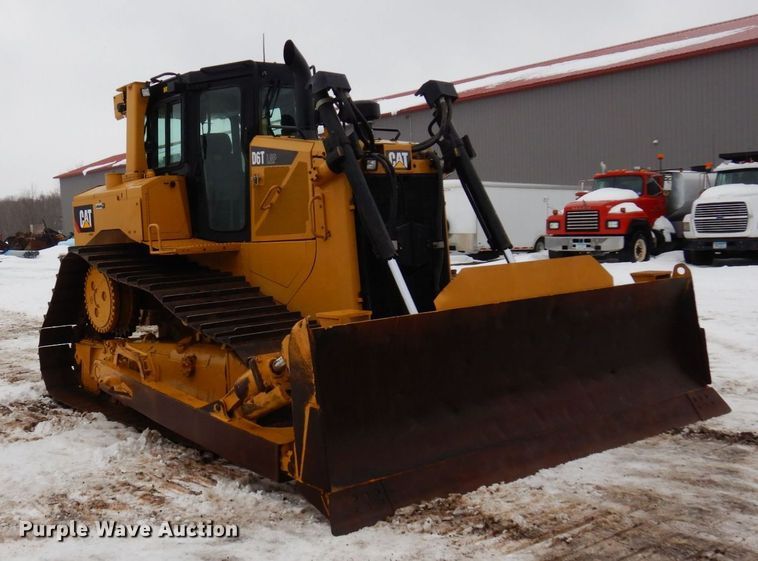 image for item KU9828 2015 Caterpillar D6T LGP  dozer