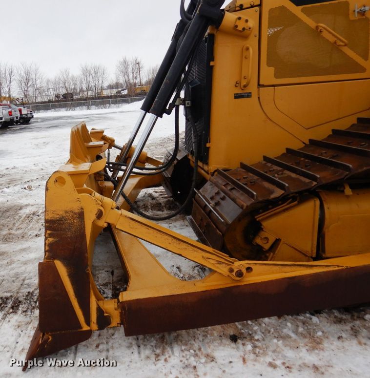 image for item KU9828 2015 Caterpillar D6T LGP  dozer