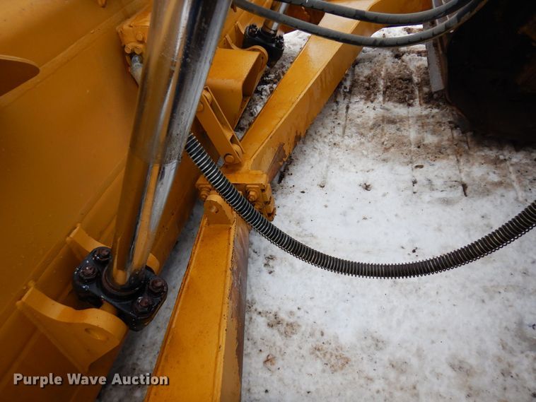 image for item KU9828 2015 Caterpillar D6T LGP  dozer