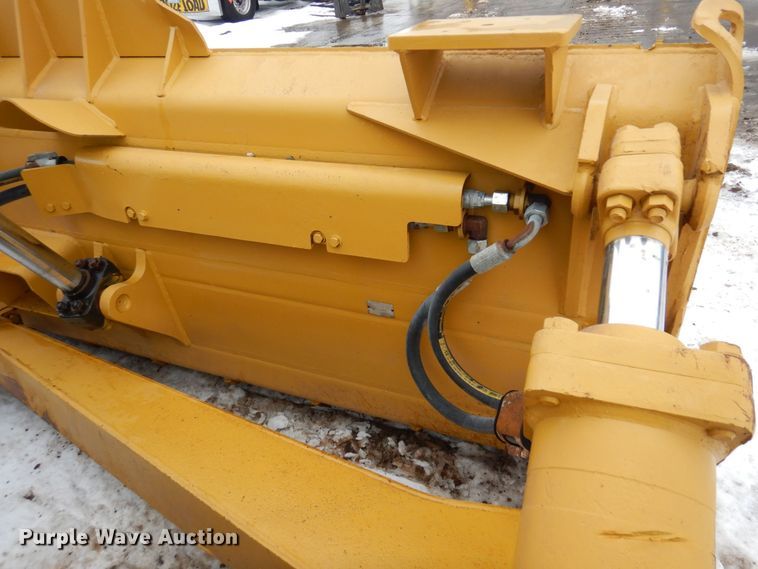image for item KU9828 2015 Caterpillar D6T LGP  dozer