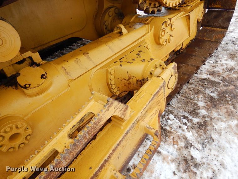 image for item KU9828 2015 Caterpillar D6T LGP  dozer