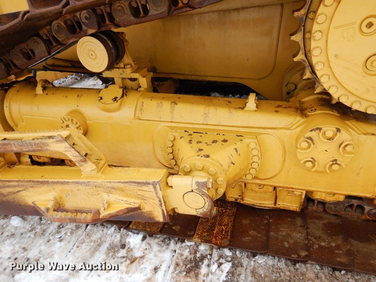 image for item KU9828 2015 Caterpillar D6T LGP  dozer