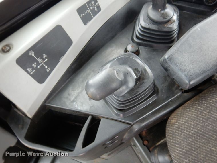 image for item KU9828 2015 Caterpillar D6T LGP  dozer