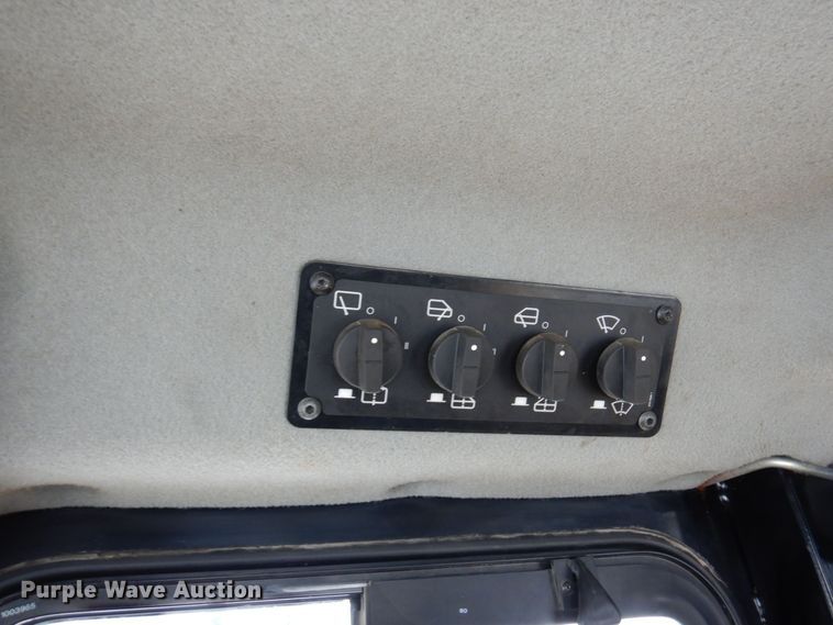 image for item KU9828 2015 Caterpillar D6T LGP  dozer