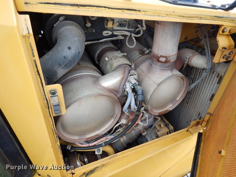 image for item KU9828 2015 Caterpillar D6T LGP  dozer
