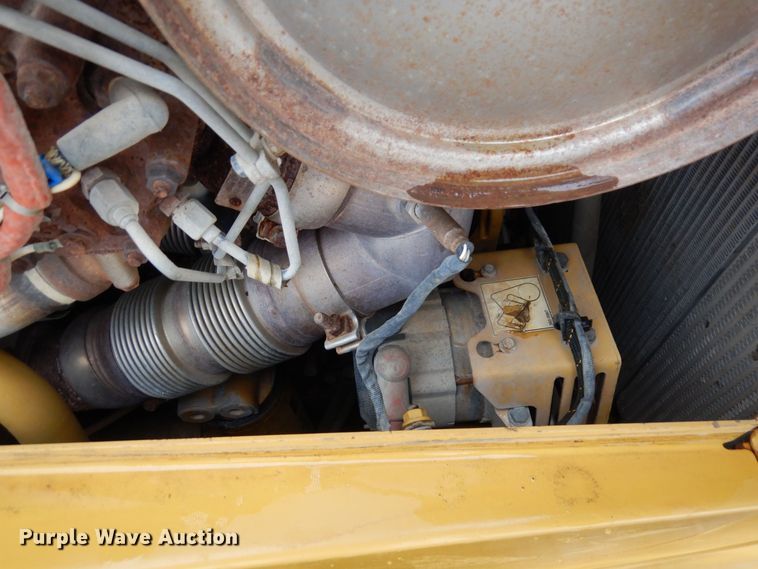 image for item KU9828 2015 Caterpillar D6T LGP  dozer