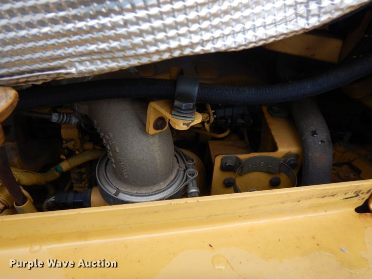 image for item KU9828 2015 Caterpillar D6T LGP  dozer