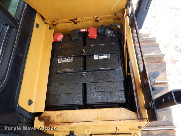 image for item KU9828 2015 Caterpillar D6T LGP  dozer